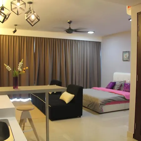 De Houz @ Setia Alam Trefoil Homestay Shah Alam Exterior photo