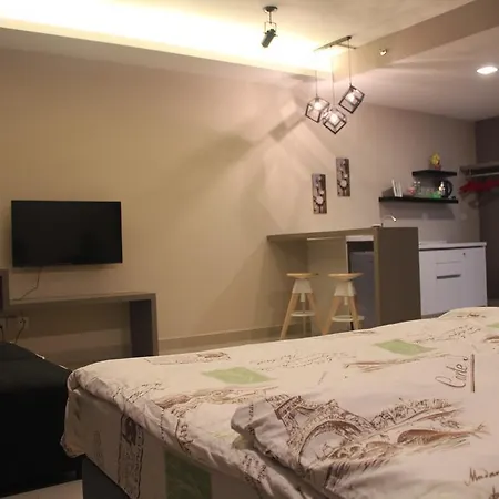 De Houz @ Setia Alam Trefoil Homestay Shah Alam Exterior photo