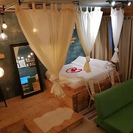 De Houz @ Setia Alam Trefoil Homestay Shah Alam Exterior photo