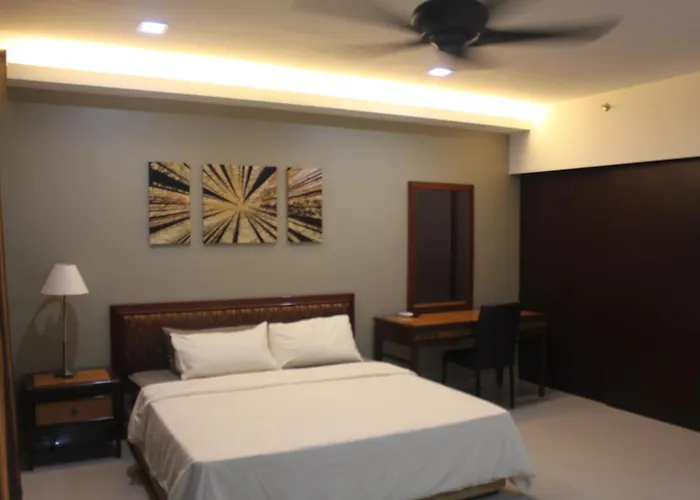 De Houz @ Setia Alam Trefoil Homestay