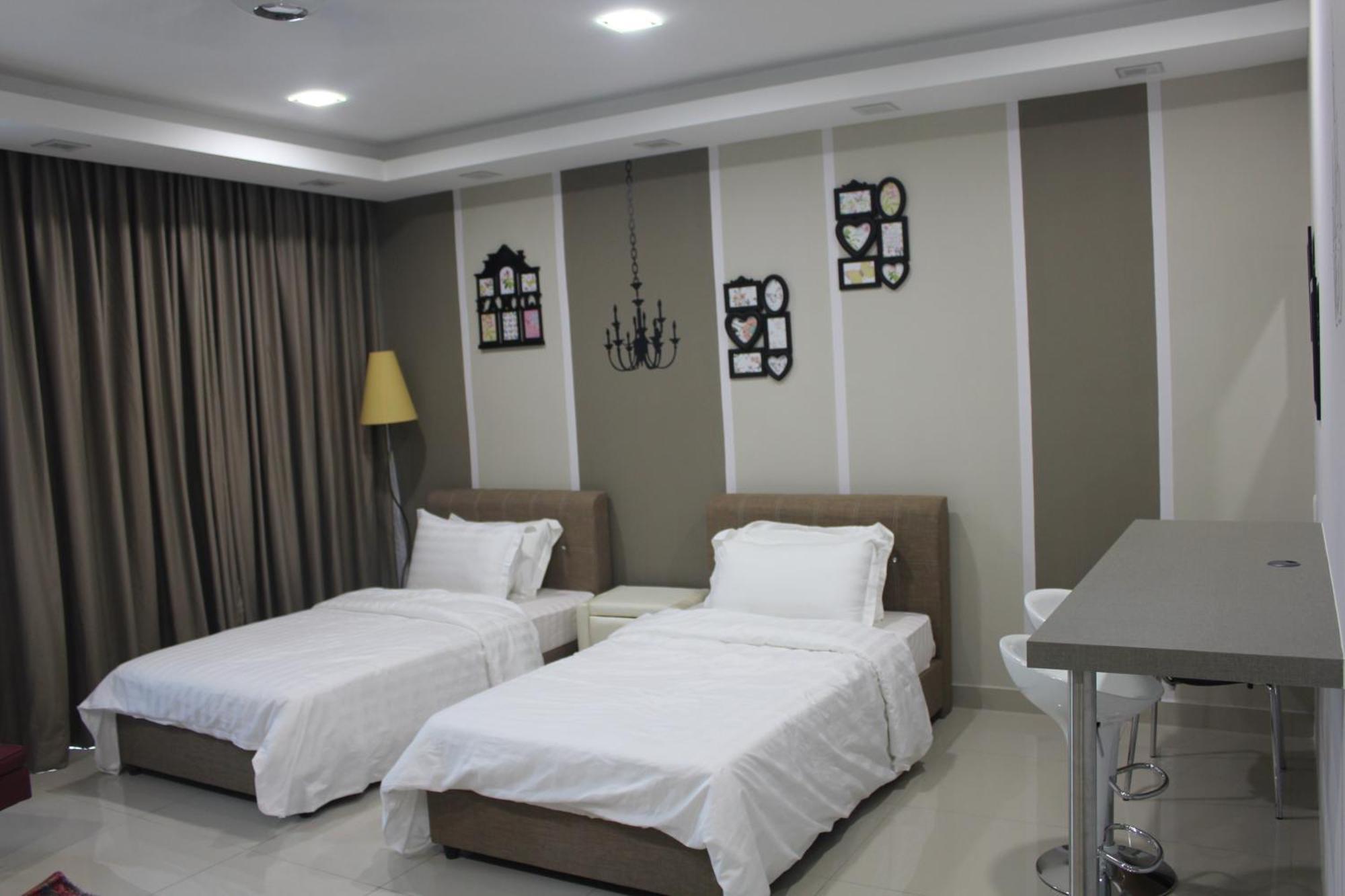 Homestay De Houz @ Setia Alam Trefoil Homestay *