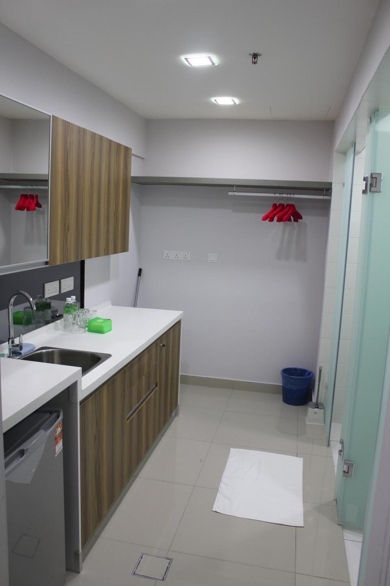De Houz @ Setia Alam Trefoil Homestay Shah Alam